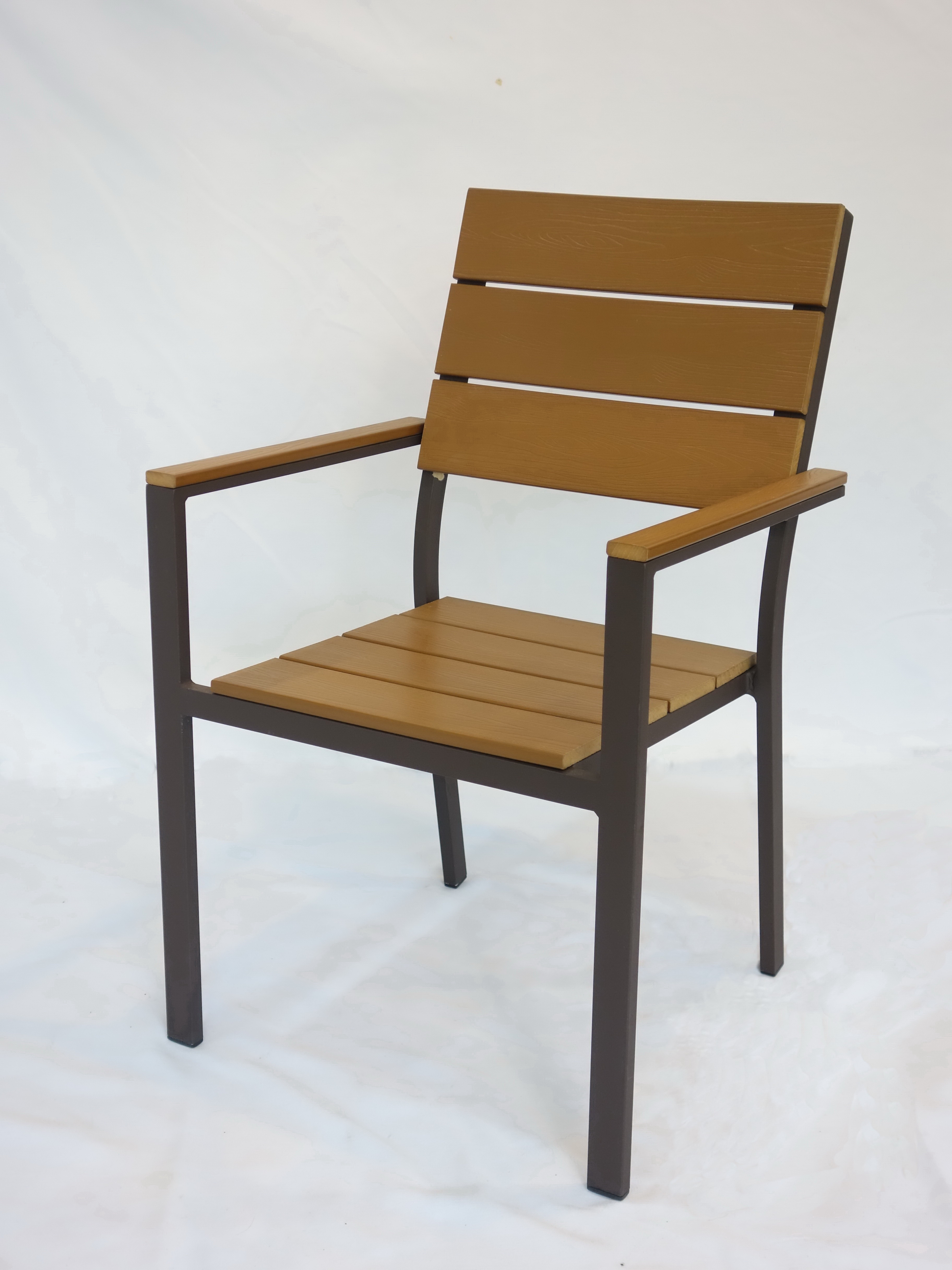 PC-151-T  塑木扶手椅